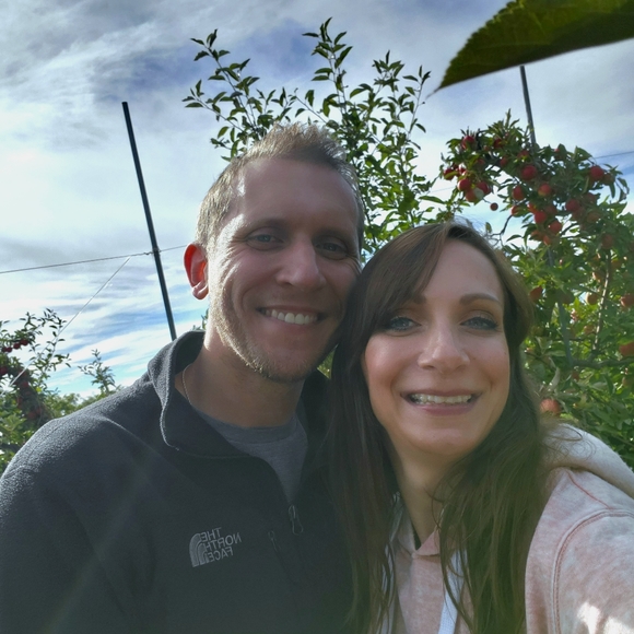 Meet your Posher, Heather - Picture 2 of 4